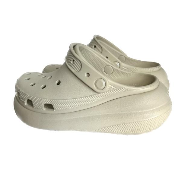 Crocs Classic Mega Crush Platform Clogs Womens Sz 7 Slip On With Charms Beige - Picture 3 of 8